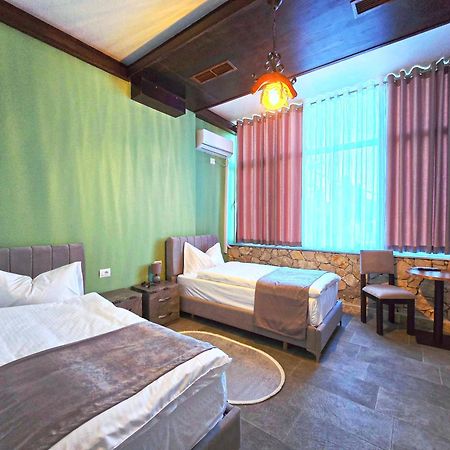 Pamja E Qyteteve Hotel กรูเยอ ภายนอก รูปภาพ