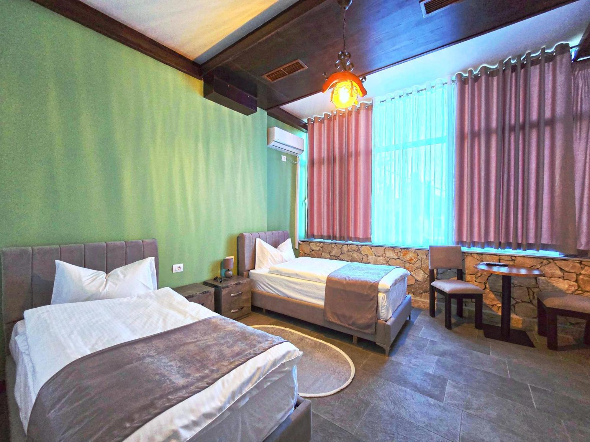Pamja E Qyteteve Hotel กรูเยอ ภายนอก รูปภาพ