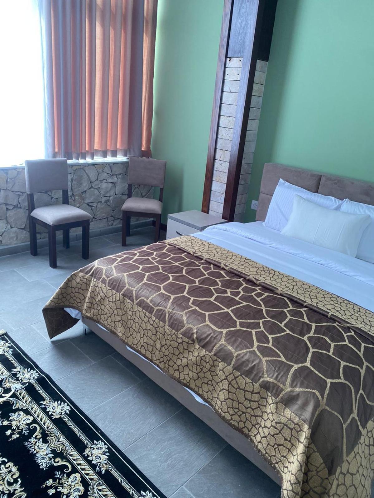 Pamja E Qyteteve Hotel กรูเยอ ภายนอก รูปภาพ