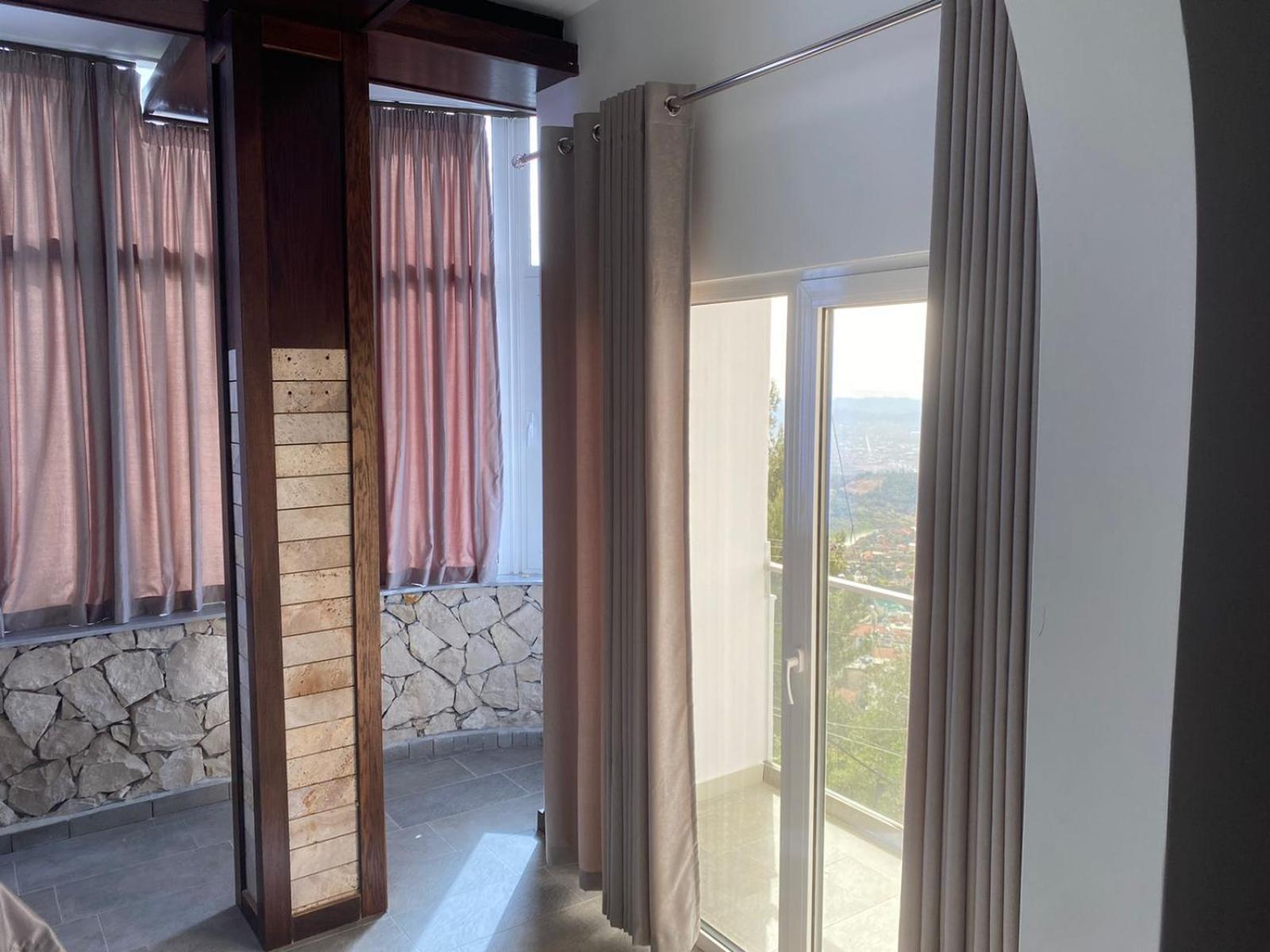 Pamja E Qyteteve Hotel กรูเยอ ภายนอก รูปภาพ